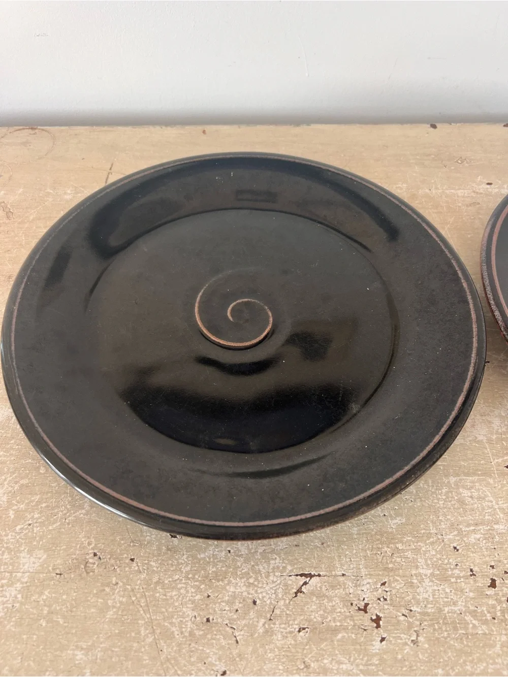 Simon Pearce Belmont Black Dinner Plates 11¼” – Handmade Stoneware – Set of 2